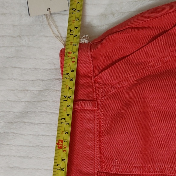 Universal tread red orange women's shorts size 12 NWT - Picture 3 of 7